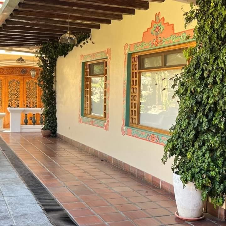 Uzhupud Garden Hotel & Lodge Paute 外观 照片