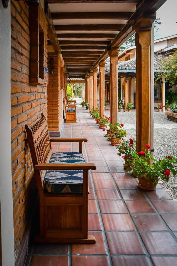 Uzhupud Garden Hotel & Lodge Paute 外观 照片