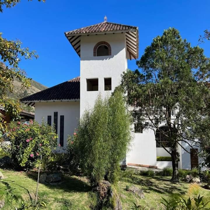 Uzhupud Garden Hotel & Lodge Paute 外观 照片