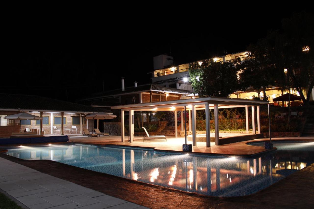 Uzhupud Garden Hotel & Lodge Paute 外观 照片