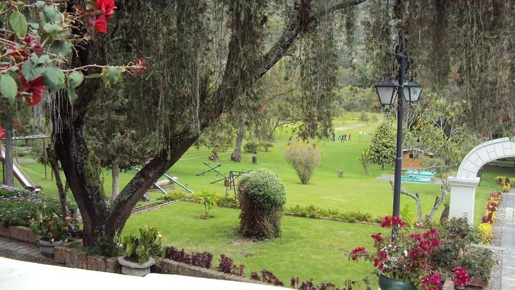 Uzhupud Garden Hotel & Lodge Paute 外观 照片