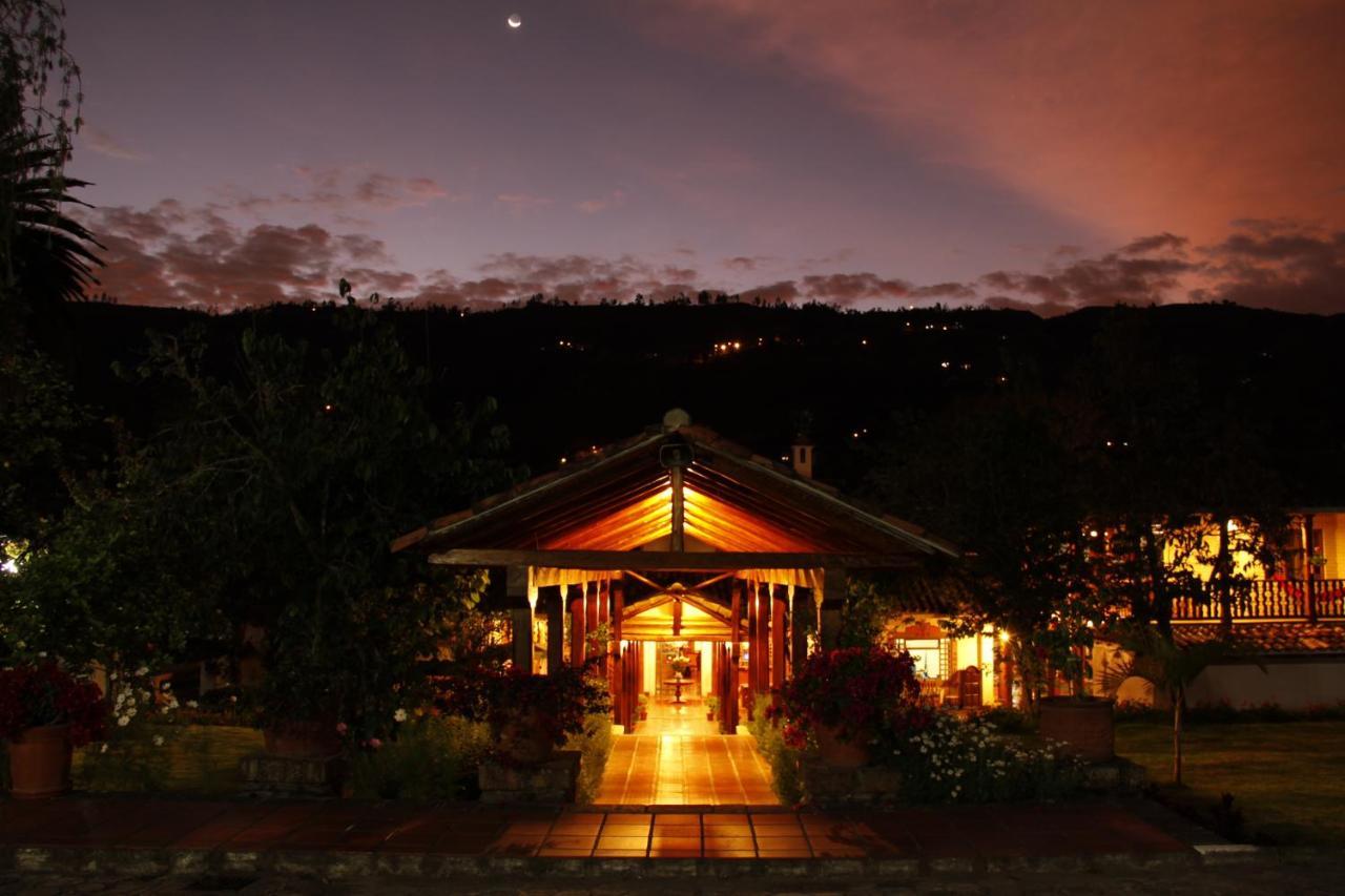 Uzhupud Garden Hotel & Lodge Paute 外观 照片