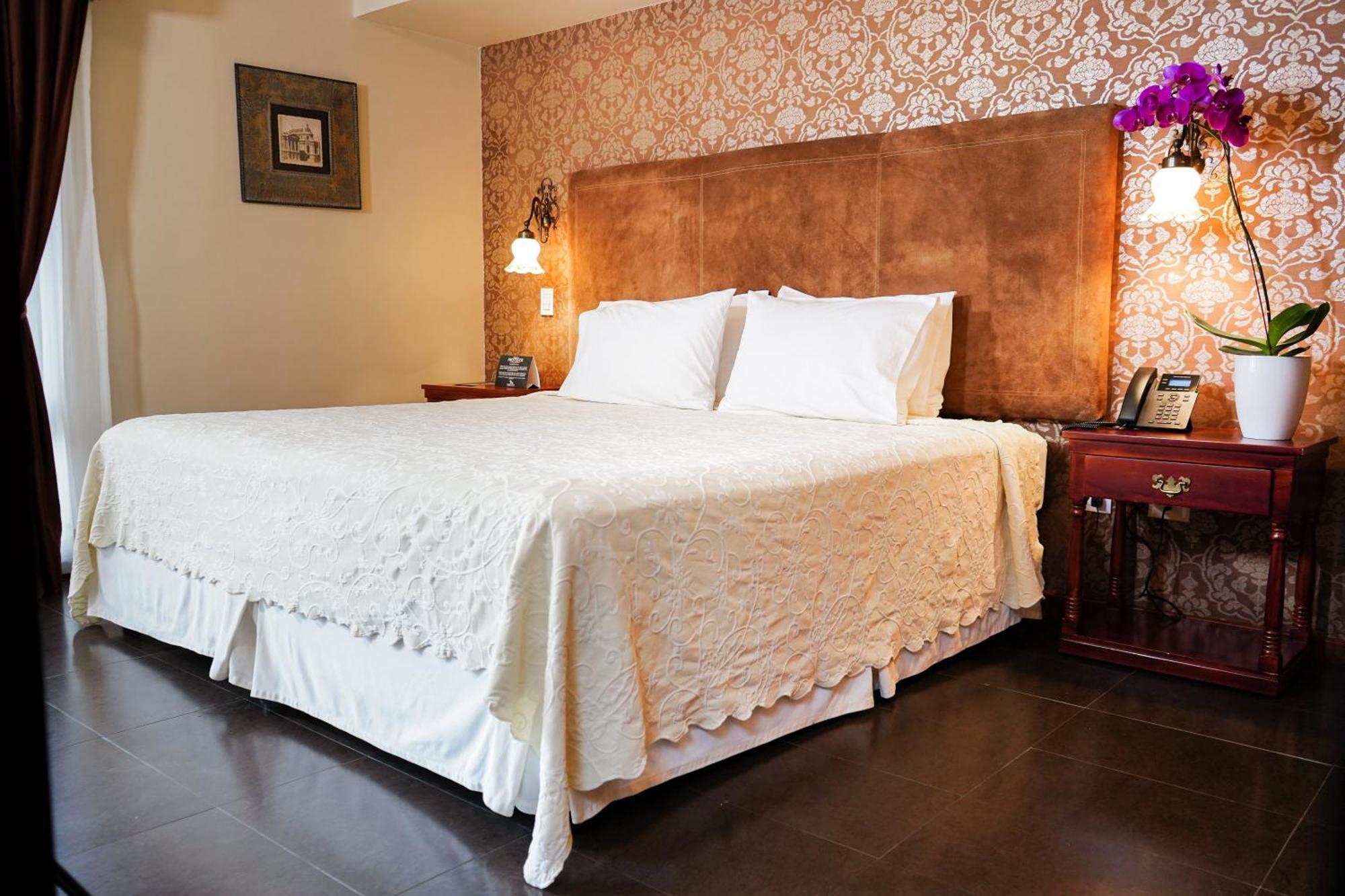 Uzhupud Garden Hotel & Lodge Paute 外观 照片